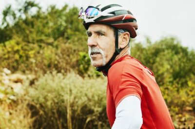 Cardiovascular Joyride: Seniors Unlocking Biking’s Health Secrets